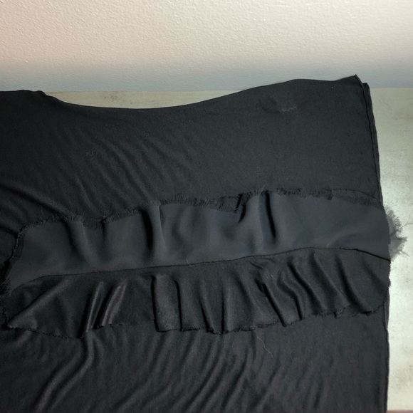 Banana Republic Sleeveless V-neck Ruffled Top - Picture 5 of 5